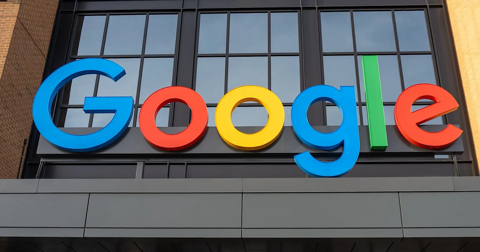 Screenshot of Google Search Console performance report for a website