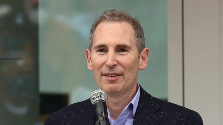 Amazon CEO Andy Jassy discussing AI security concerns with government officials, with Anthropic's Claude Fable 5 model mentioned.