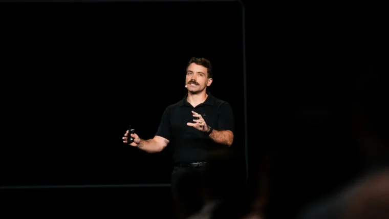 Guillermo Rauch, CEO of Vercel, discussing AI agent and model separation at a technology conference.